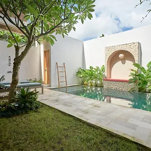 5* Hotel Luna Ola Berawa
